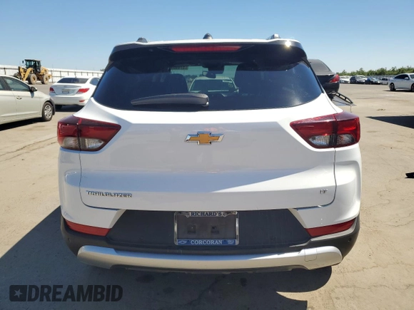 2021 Chevrolet TrailBlazer LT with VIN KL79MPS26MB023437, listed as a Copart auction lot 57448724 with 67,414 mi miles and Non Repairable. Bid and sale history available at DreamBid. Image 6.