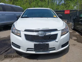 2014 Chevrolet Cruze LS with VIN 1G1PA5SH5E7218650, listed as a IAAI auction lot 42093764 with 189,813 mi miles and . Bid and sale history available at DreamBid. Image 12.