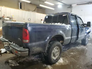 2007 Ford F-250 XL with VIN 1FTSX21P77EA06533, listed as a Copart auction lot 44176825 with 120,488 mi miles and Salvage Title. Bid and sale history available at DreamBid. Image 3.