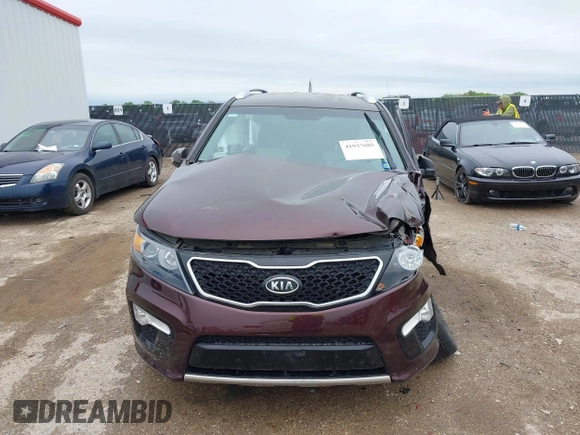 2013 Kia Sorento SX with VIN 5XYKW4A26DG323788, listed as a IAAI auction lot 41937685 with 35,074 mi miles. Bid and sale history available at carsss.com. Image 11.