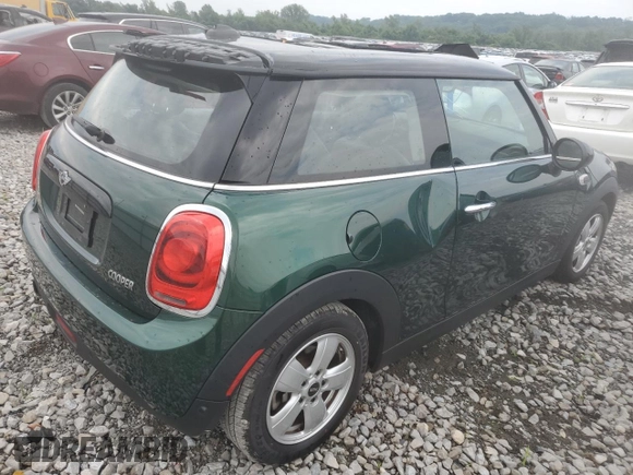 2017 MINI Hardtop Cooper с VIN WMWXP5C30H2F61148, выставлен на аукционе Copart как лот 59257925 с пробегом 61 446 миль миль и Списание • Salvage title. История ставок и продаж доступна на DreamBid. Изображение 3.