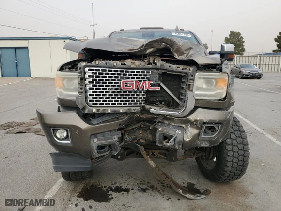 2015 GMC Sierra 2500HD available WiFi Denali with VIN 1GT120E86FF625876, listed as a Copart auction lot 45034795 with 134,185 mi miles and Salvage Title. Bid and sale history available at carsss.com. Image 5.