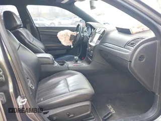 2013 Chrysler 300 with VIN 2C3CCABG7DH611105, listed as a IAAI auction lot 41769860 with 186,476 mi miles. Bid and sale history available at carsss.com. Image 5.