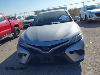 2020 Toyota Camry SE z VIN 4T1M11AK9LU931805, wystawiony jako IAAI lot #40946035 z przebiegiem 82 687 mil mil oraz . Historia ofert i sprzedaży dostępna na DreamBid. Obrazek 11.