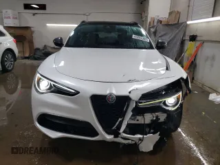 2020 Alfa Romeo Stelvio Ti z VIN ZASPAKBN4L7C74496, wystawiony jako Copart lot #43208305 z przebiegiem 71 269 mil mil oraz Szkoda całkowita • Salvage title. Historia ofert i sprzedaży dostępna na DreamBid. Obrazek 5.