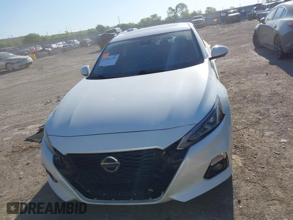 2020 Nissan Altima Platinum with VIN 1N4BL4FV3LC127019, listed as a IAAI auction lot 41982226 with 96,606 mi miles and . Bid and sale history available at carsss.com. Image 13.
