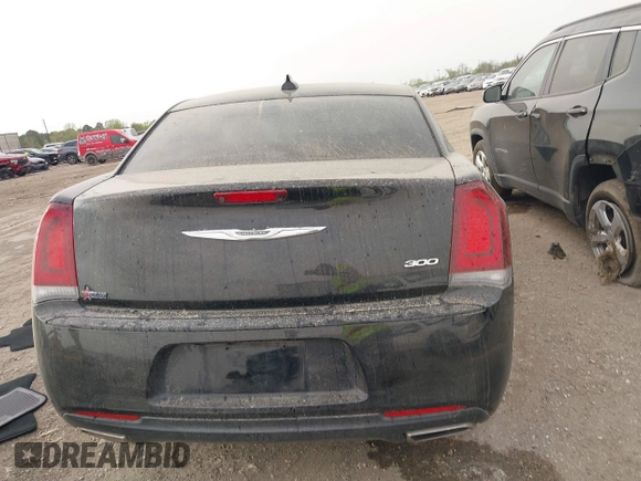 2019 Chrysler 300 Touring with VIN 2C3CCAAG8KH728996, listed as a IAAI auction lot 41802128 with 63,293 mi miles. Bid and sale history available at carsss.com. Image 16.