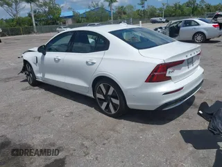 2024 Volvo S60 Plus Dark Theme с VIN 7JRH60FL6RG297087, выставлен на аукционе IAAI как лот 42020836 с пробегом 30 210 миль миль и . История ставок и продаж доступна на DreamBid. Изображение 3.