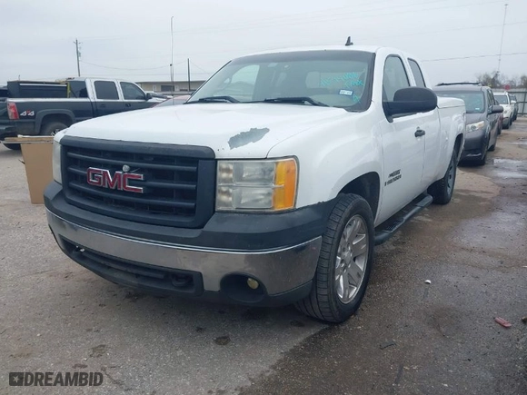 2007 GMC Sierra 1500 SLE1 with VIN 1GTEK19077Z586744, listed as a IAAI auction lot 41594086 with 323,471 mi miles. Bid and sale history available at carsss.com. Image 2.