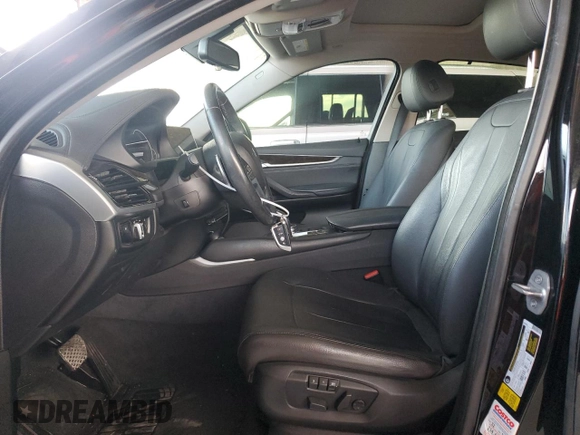 2016 BMW X6 sDrive35i with VIN 5UXKU0C5XG0F92586, listed as a Copart auction lot 76074884 with 110,416 mi miles and Salvage Title. Bid and sale history available at carsss.com. Image 7.