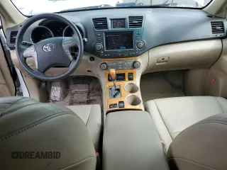 2008 Toyota Highlander Limited z VIN JTEEW44A882024685, wystawiony jako Copart lot #52004945 z przebiegiem 201 679 mil mil oraz Szkoda całkowita • Salvage title. Historia ofert i sprzedaży dostępna na DreamBid. Obrazek 8.