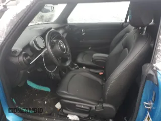 2016 MINI Convertible z VIN WMWWG5C55G3C19362, wystawiony jako Copart lot #45914215 z przebiegiem 45 242 mil mil oraz Szkody całkowita. Historia ofert i sprzedaży dostępna na DreamBid. Obrazek 7.