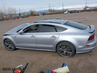 2016 Audi A7 3.0 Prestige with VIN WAU2GAFC4GN040099, listed as a IAAI auction lot 41844495 with 76,133 mi miles. Bid and sale history available at carsss.com. Image 14.