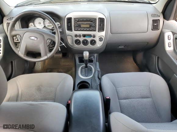 2005 Ford Escape XLT with VIN 1FMYU93195KD73674, listed as a Copart auction lot 51586545 with 142,572 mi miles and Clean Title. Bid and sale history available at carsss.com. Image 8.