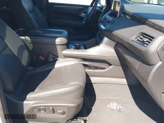 2024 Chevrolet Suburban LT with VIN 1GNSKCKD3RR270408, listed as a IAAI auction lot 41977094 with 31,832 mi miles. Bid and sale history available at carsss.com. Image 5.