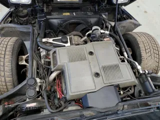 1984 Chevrolet Corvette z VIN 1G1AY0785E5109016, wystawiony jako Copart lot #47923275 z przebiegiem 118 973 mil mil oraz Czysty tytuł • Clean title. Historia ofert i sprzedaży dostępna na DreamBid. Obrazek 11.