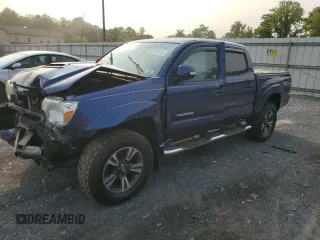 2015 Toyota Tacoma z VIN 3TMLU4EN0FM174511, wystawiony jako Copart lot #58755135 z przebiegiem 90 472 mil mil oraz Szkoda całkowita • Salvage title. Historia ofert i sprzedaży dostępna na DreamBid. Obrazek 1.