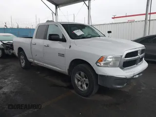 2018 Ram 1500 Big Horn z VIN 1C6RR7GG5JS353095, wystawiony jako IAAI lot #41499530 z przebiegiem 232 253 mil mil oraz . Historia ofert i sprzedaży dostępna na DreamBid. Obrazek 1.