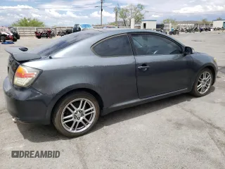 2006 Scion tC z VIN JTKDE177760077915, wystawiony jako Copart lot #60765164 z przebiegiem 152 483 mil mil oraz Szkoda całkowita • Salvage title. Historia ofert i sprzedaży dostępna na DreamBid. Obrazek 3.