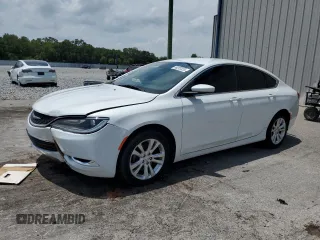 2015 Chrysler 200 Limited z VIN 1C3CCCAB4FN683973, wystawiony jako Copart lot #58203325 z przebiegiem 31 750 mil mil oraz Szkoda całkowita • Salvage title. Historia ofert i sprzedaży dostępna na DreamBid. Obrazek 1.