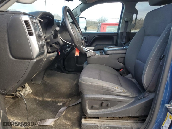 2015 Chevrolet Silverado 2500HD LT with VIN 1GC1KVEG1FF554235, listed as a Copart auction lot 44648675 with 153,477 mi miles and Clean Title. Bid and sale history available at carsss.com. Image 7.