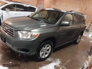 2009 Toyota Highlander with VIN JTEES41A892147842, listed as a IAAI auction lot 41469209 with 381,849 mi miles. Bid and sale history available at carsss.com. Image 17.