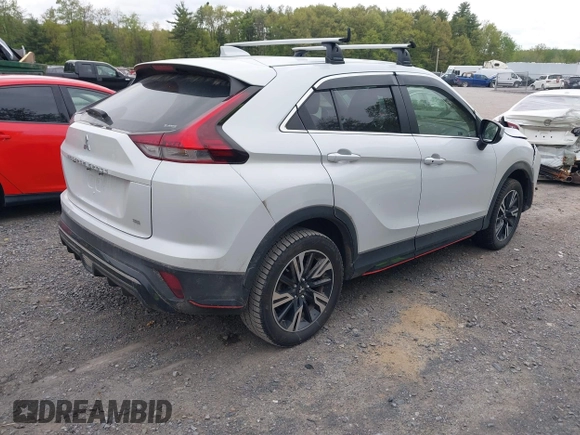 2024 Mitsubishi Eclipse Cross SE with VIN JA4ATWAAXRZ008213, listed as a IAAI auction lot 42233107 with 37,692 mi miles and . Bid and sale history available at DreamBid. Image 4.