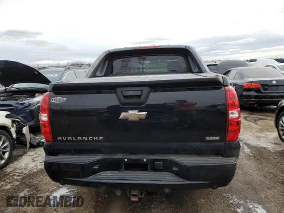 2008 Chevrolet Avalanche LT w/3LT with VIN 3GNFK12308G250581, listed as a Copart auction lot 43636435 with 282,944 mi miles and Clean Title. Bid and sale history available at carsss.com. Image 6.