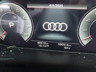 2022 Audi Q5 Sportback S line Premium Plus z VIN WA15AAFY8N2072317, wystawiony jako IAAI lot #41946730 z przebiegiem 49 510 mil mil oraz . Historia ofert i sprzedaży dostępna na DreamBid. Obrazek 14.
