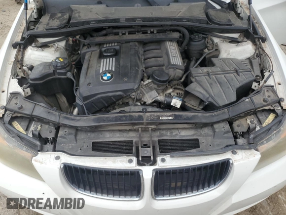 2007 BMW 3 Series 328i with VIN WBAVA37577NL15653, listed as a Copart auction lot 58705125 with 189,255 mi miles and Salvage title. Bid and sale history available at DreamBid. Image 11.