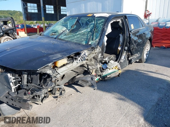 2015 Chrysler 300 Limited with VIN 2C3CCAAGXFH779843, listed as a IAAI auction lot 40284433 with 251,182 mi miles and . Bid and sale history available at DreamBid. Image 6.