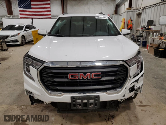 2022 GMC Terrain SLE z VIN 3GKALMEV0NL259853, wystawiony jako Copart lot #52508175 z przebiegiem 65 384 mil mil oraz Nie do naprawy • Non repairable. Historia ofert i sprzedaży dostępna na DreamBid. Obrazek 5.