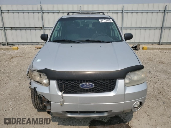2007 Ford Escape Limited with VIN 1FMYU94167KA15448, listed as a Copart auction lot 57178795 with 301,759 mi miles and Salvage title. Bid and sale history available at DreamBid. Image 5.