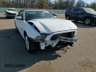 2014 Ford Mustang V6 z VIN 1ZVBP8EMXE5218467, wystawiony jako Copart lot #43163375 z przebiegiem 47 820 mil mil oraz Nie do naprawy • Non repairable. Historia ofert i sprzedaży dostępna na DreamBid. Obrazek 10.