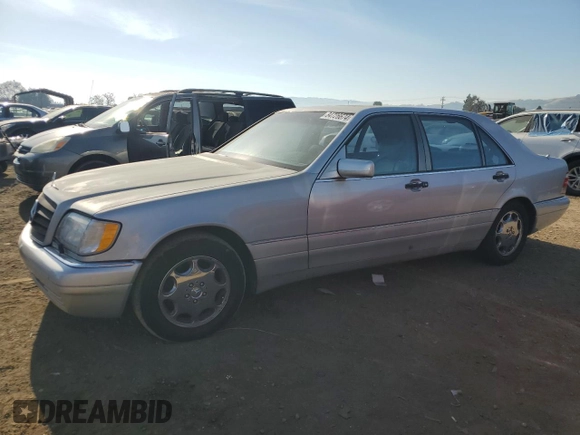 1997 Mercedes-Benz S 320/430/500 z VIN WDBGA33G4VA334750, wystawiony jako Copart lot #84726674 z przebiegiem 256 678 mil mil oraz Czysty tytuł • Clean title. Historia ofert i sprzedaży dostępna na DreamBid. Obrazek 1.