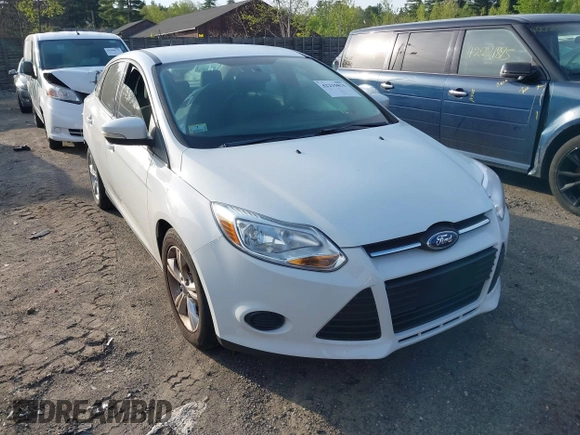 2013 Ford Focus SE z VIN 1FADP3F29DL239824, wystawiony jako IAAI lot #42219875 z przebiegiem 86 699 mil mil oraz . Historia ofert i sprzedaży dostępna na DreamBid. Obrazek 1.