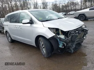 2016 Kia Sedona EX with VIN KNDMC5C13G6156874, listed as a IAAI auction lot 41458155 with 108,241 mi miles. Bid and sale history available at carsss.com. Image 1.