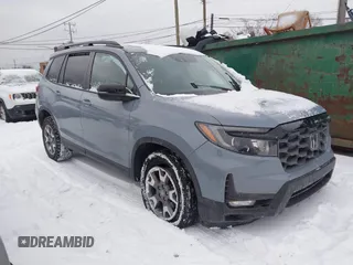 2022 Honda Passport TrailSport with VIN 5FNYF8H68NB002838, listed as a IAAI auction lot 41295845 with 39,177 mi miles and . Bid and sale history available at DreamBid. Image 1.