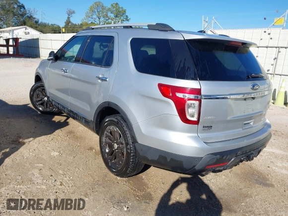 2014 Ford Explorer XLT z VIN 1FM5K7D80EGA58015, wystawiony jako IAAI lot #40982059 z przebiegiem 193 797 mil mil oraz . Historia ofert i sprzedaży dostępna na DreamBid. Obrazek 3.