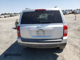 2011 Jeep Patriot Sport with VIN 1J4NT1GB5BD252536, listed as a Copart auction lot 65408345 with 195,394 mi miles and Clean title. Bid and sale history available at DreamBid. Image 6.