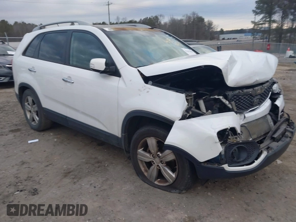 2012 Kia Sorento EX with VIN 5XYKU4A23CG303020, listed as a IAAI auction lot 41453881 with 242,131 mi miles. Bid and sale history available at carsss.com. Image 1.