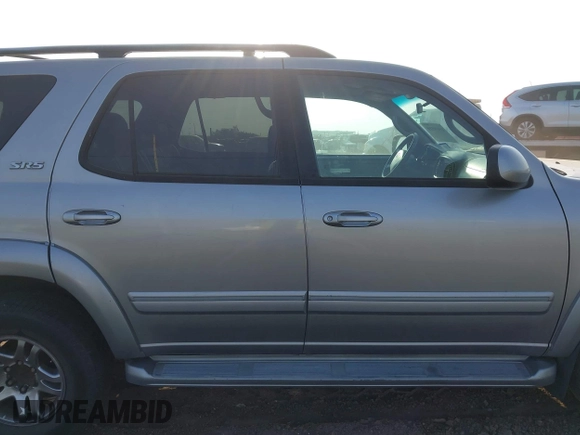2007 Toyota Sequoia SR5 with VIN 5TDZT34A17S288122, listed as a IAAI auction lot 41939510 with 275,347 mi miles. Bid and sale history available at carsss.com. Image 13.