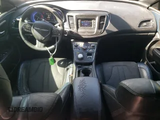 2015 Chrysler 200 S with VIN 1C3CCCBB6FN620517, listed as a Copart auction lot 70139224 with 117,414 mi miles and Salvage Title. Bid and sale history available at DreamBid. Image 8.