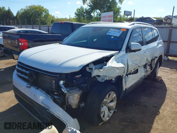 2018 Volkswagen Atlas SEL z VIN 1V2MR2CA3JC536009, wystawiony jako IAAI lot #40205798 z przebiegiem 125 945 mil mil oraz . Historia ofert i sprzedaży dostępna na DreamBid. Obrazek 18.