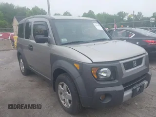 2004 Honda Element EX z VIN 5J6YH285X4L013327, wystawiony jako IAAI lot #42291389 z przebiegiem 223 369 mil mil oraz . Historia ofert i sprzedaży dostępna na DreamBid. Obrazek 1.
