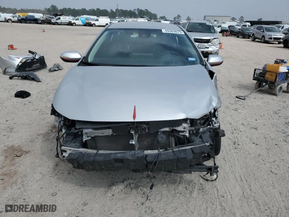 2021 Toyota Corolla LE with VIN JTDEPMAE0MJ141993, listed as a Copart auction lot 49303075 with 42,761 mi miles and Salvage Title. Bid and sale history available at carsss.com. Image 5.