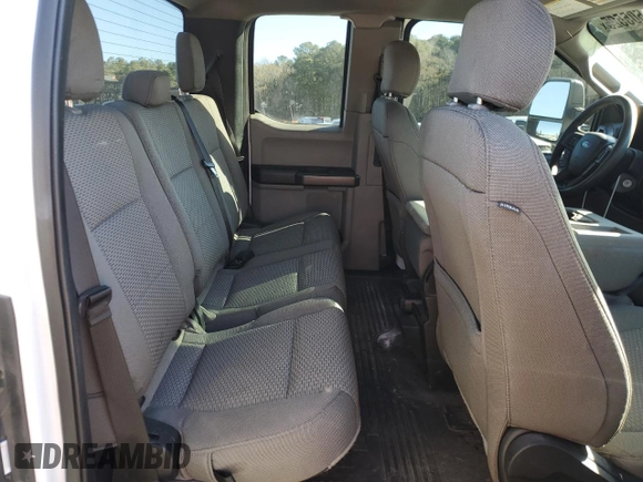 2020 Ford F-250 XL with VIN 1FT7X2A61LED40080, listed as a Copart auction lot 88605525 with 137,972 mi miles and Salvage title. Bid and sale history available at DreamBid. Image 11.