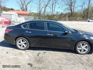 2015 Nissan Altima 2.5 with VIN 1N4AL3AP5FC186981, listed as a IAAI auction lot 41657318 with 120,000 mi miles. Bid and sale history available at carsss.com. Image 13.