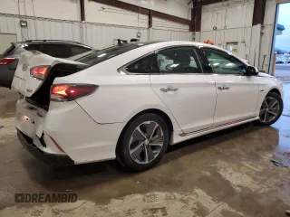 2018 Hyundai Sonata Hybrid Limited with VIN KMHE34L3XJA083972, listed as a Copart auction lot 82040614 with 124,717 mi miles and Salvage Title. Bid and sale history available at carsss.com. Image 3.