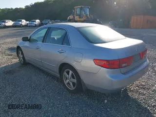 2005 Honda Accord EX with VIN 1HGCM56725A167160, listed as a IAAI auction lot 42036747 with 235,647 mi miles and . Bid and sale history available at DreamBid. Image 3.